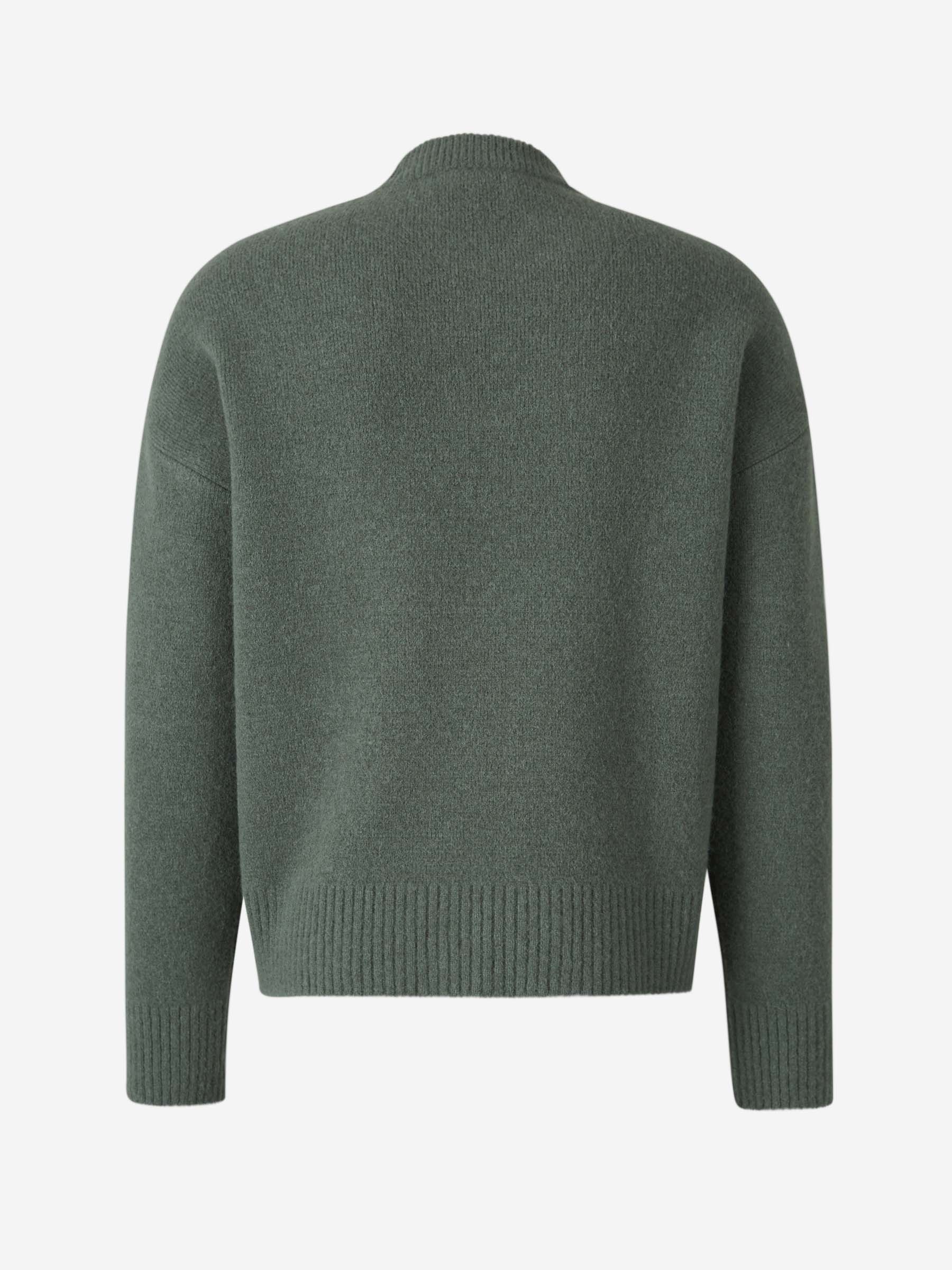 Valenzora | Fashionable heart sweater