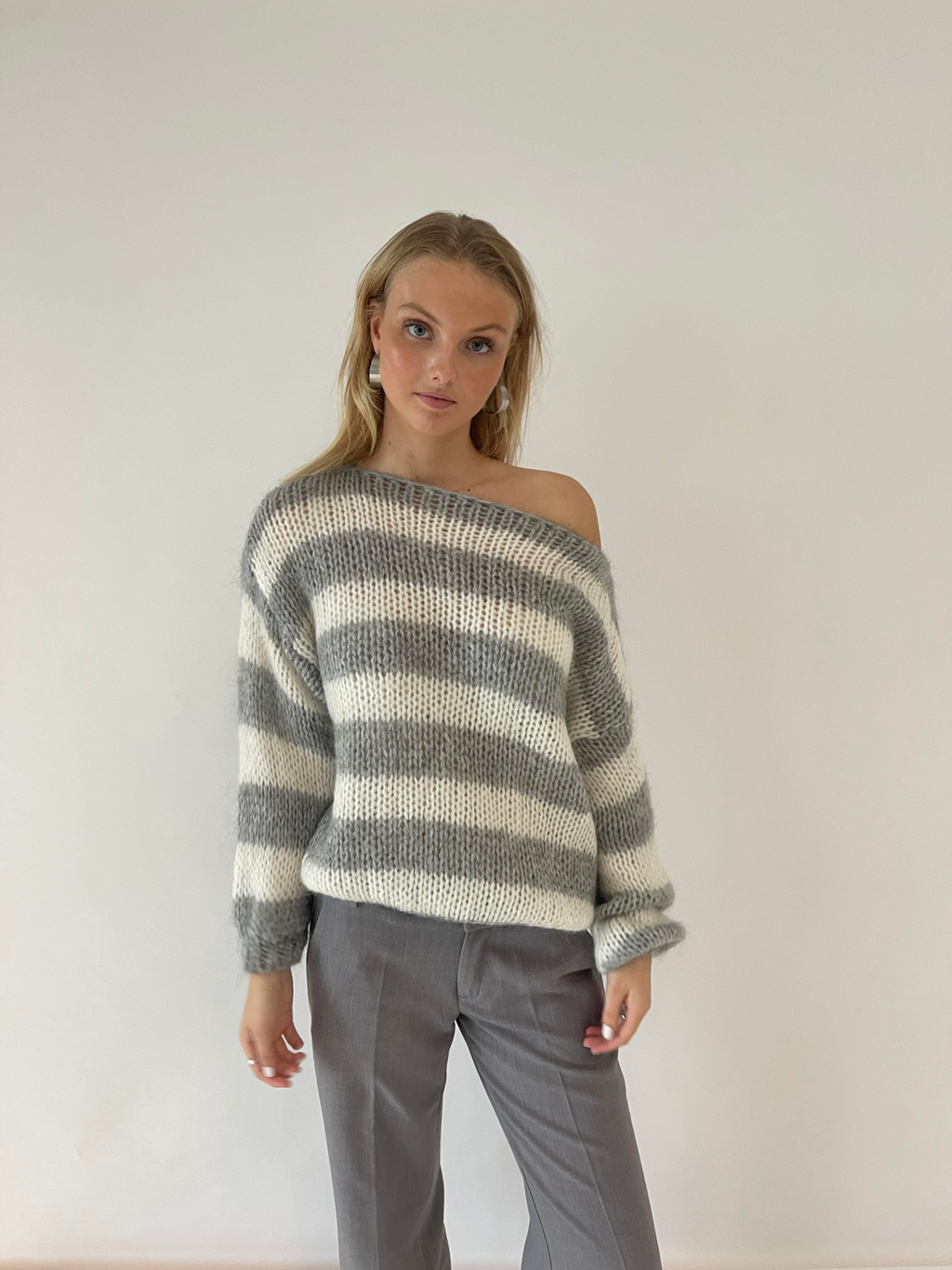 Valenzora | Women's Elegant Knit Sweaters