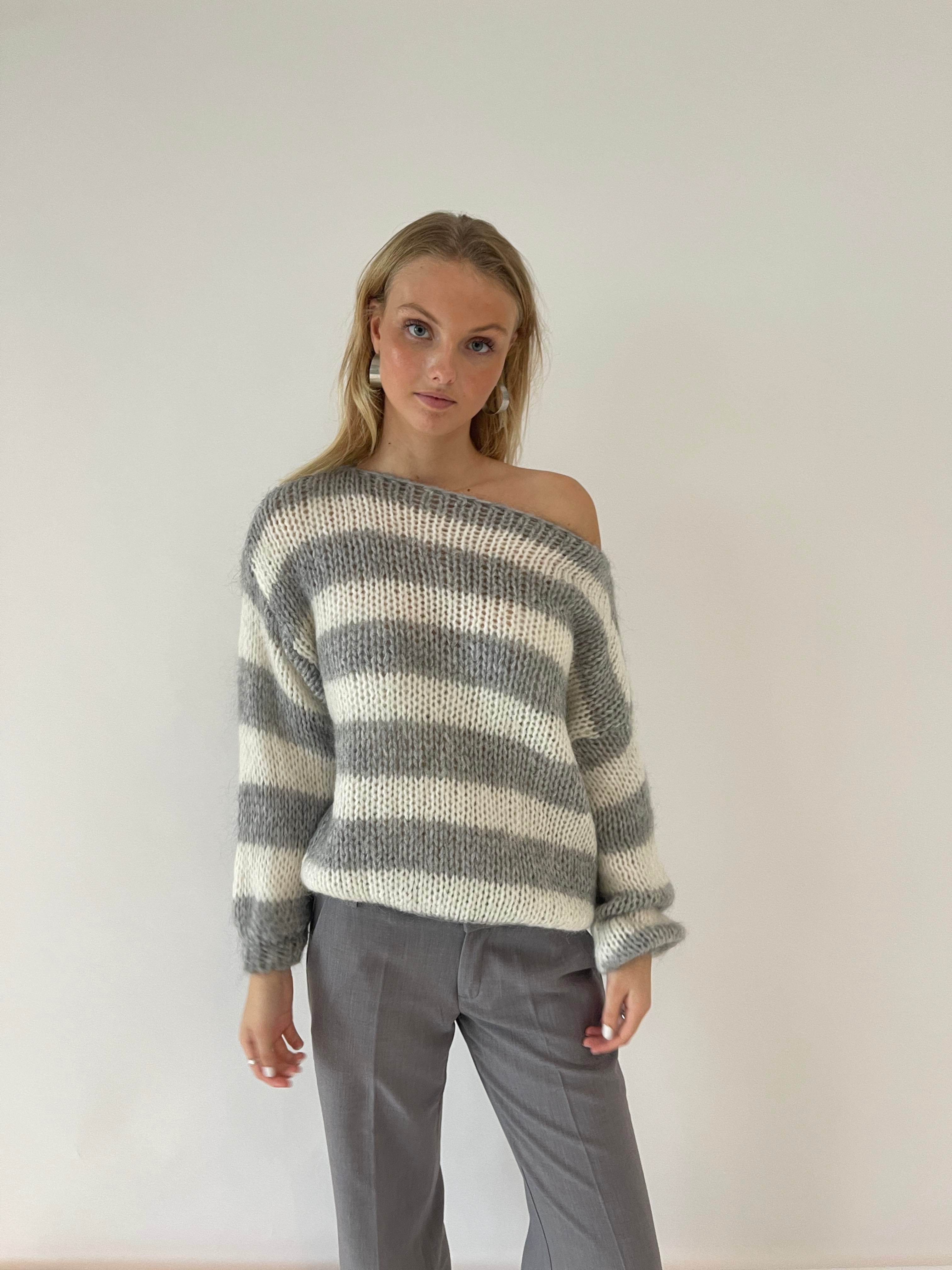 Valenzora | Women's Elegant Knit Sweaters