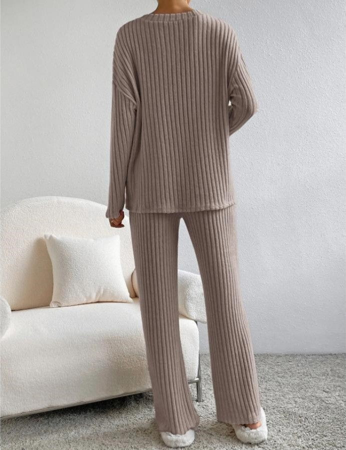 Valenzora | Cozy knitwear set for women