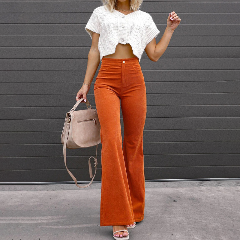 Valenzora | Bell-bottom trousers with a curved fit