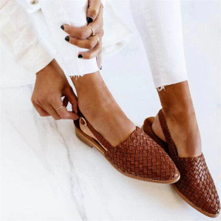Valenzora | Klassische geflochtene Ledersandalen mit Schnalle für Damen