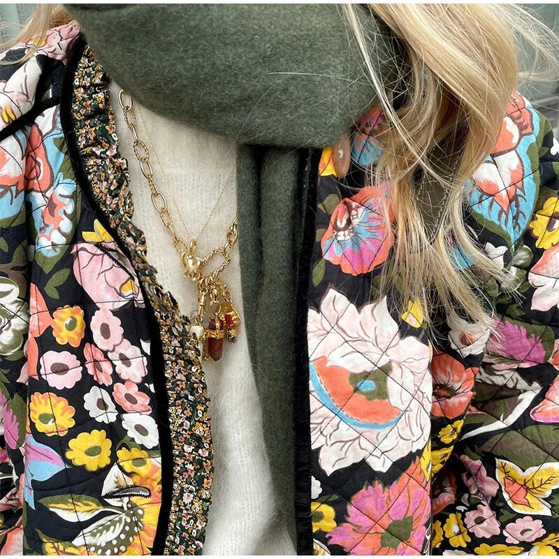 Valenzora - Blumenjacke