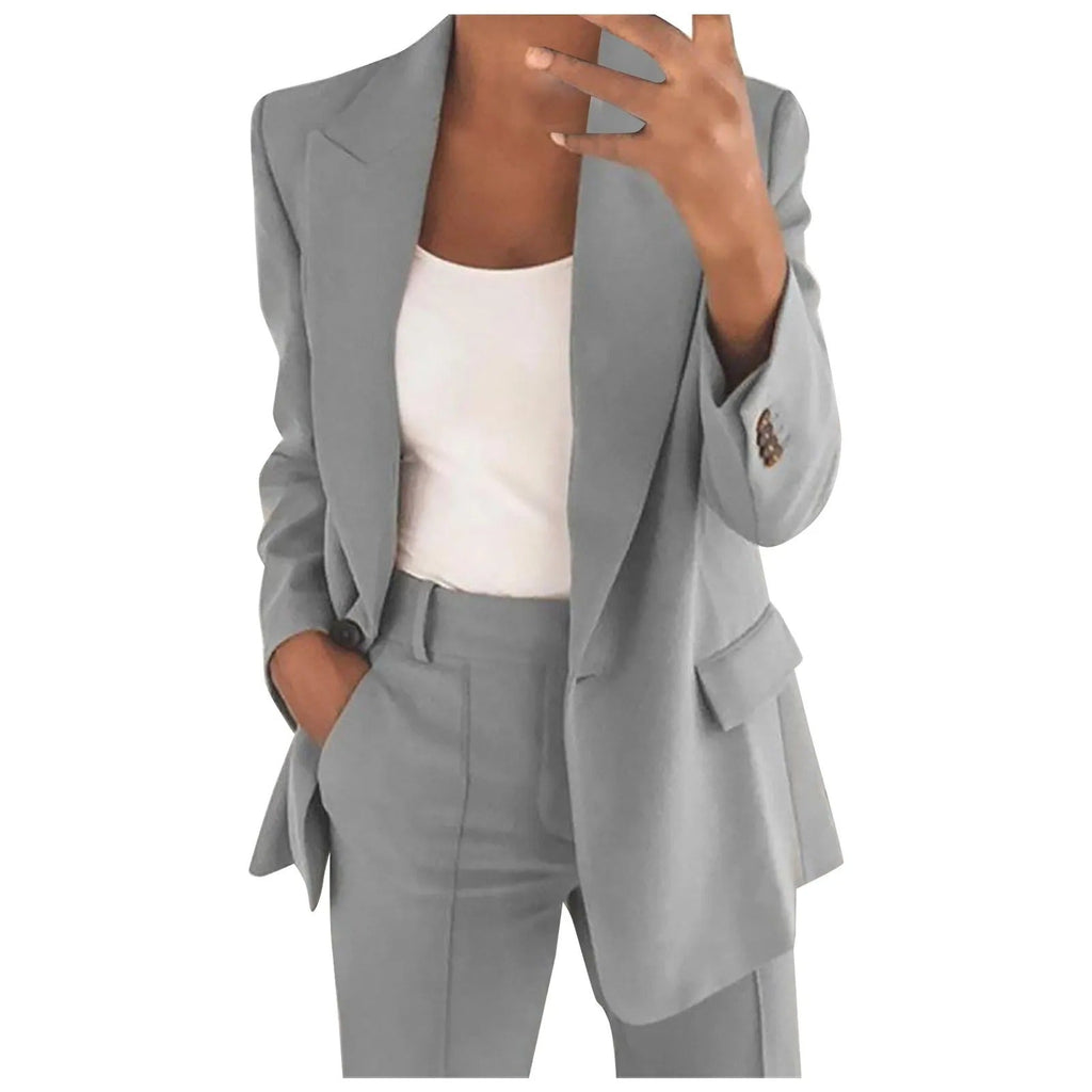 Valenzora | Damenanzug mit blauer Jacke und schlichter Hose