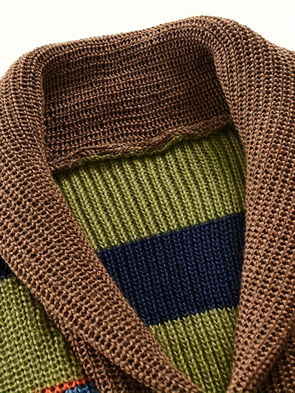 Valenzora | Strickjacke mit bunten Streifen