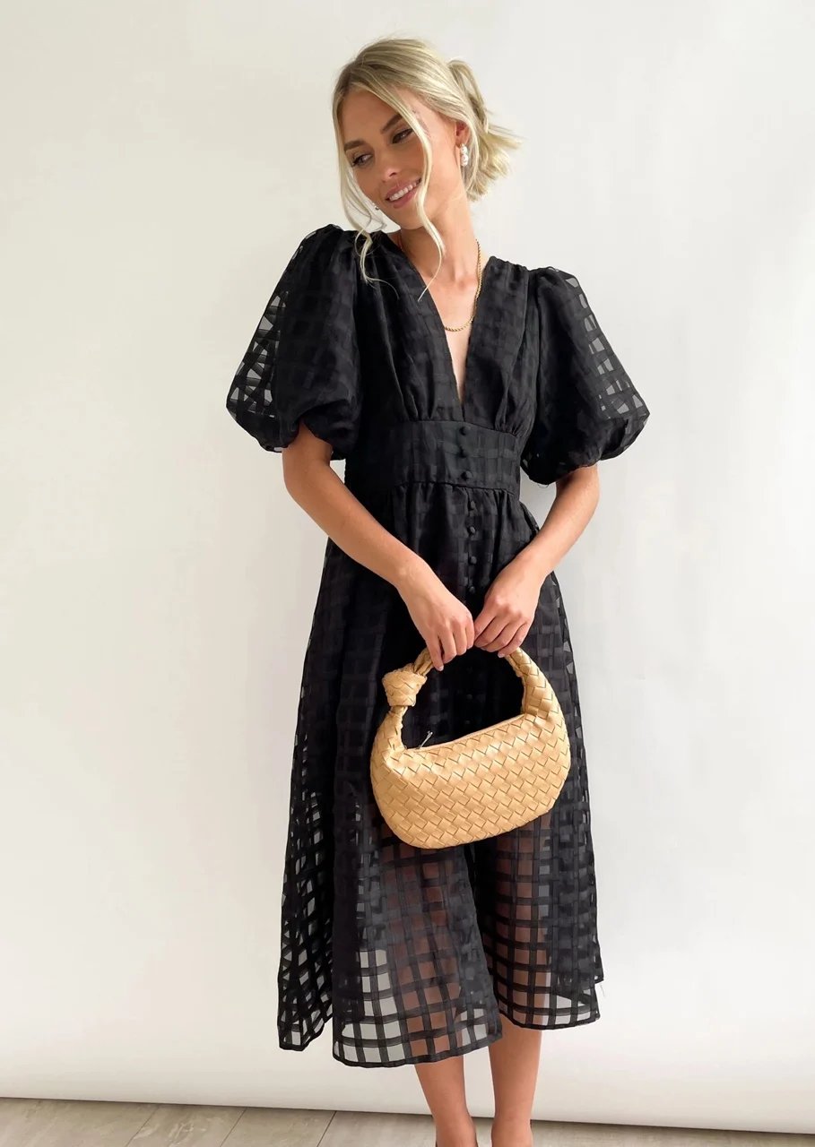 Valenzora | Midi dress with puff sleeves