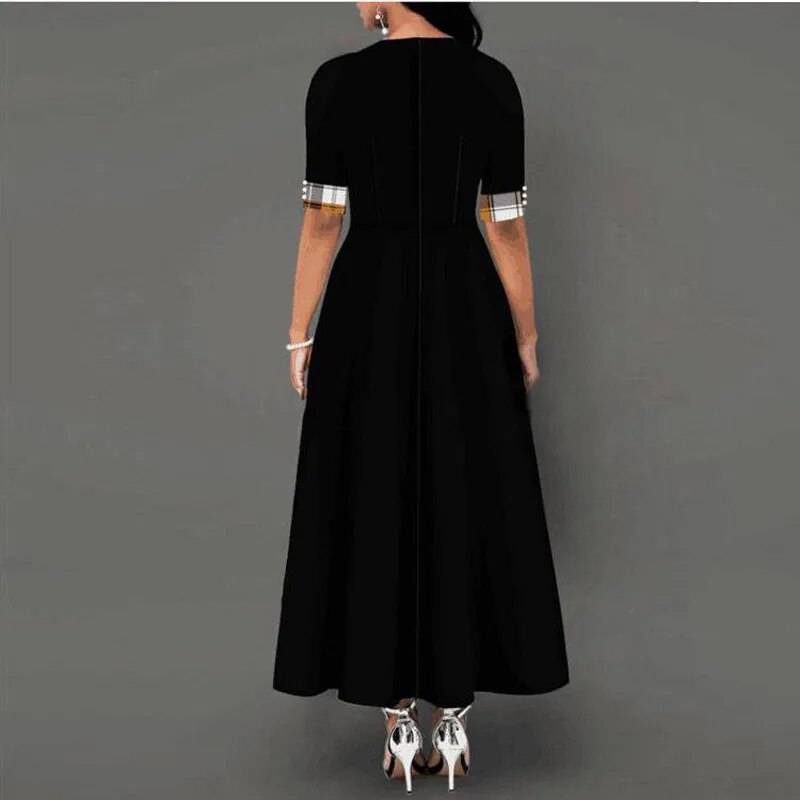 Valenzora - Kariertes Kleid mit halben Ärmeln