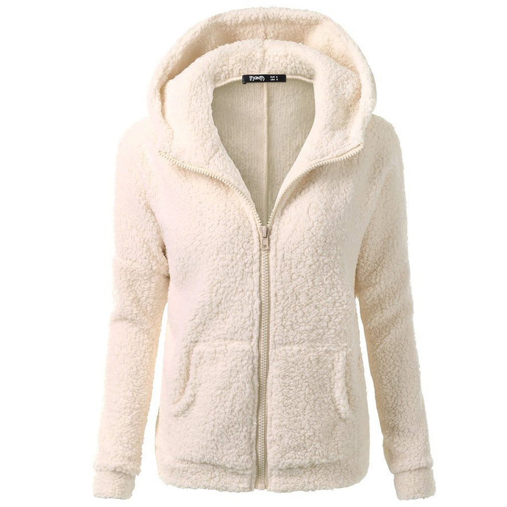 Valenzora | Glamour und ein kuscheliger Hoodie