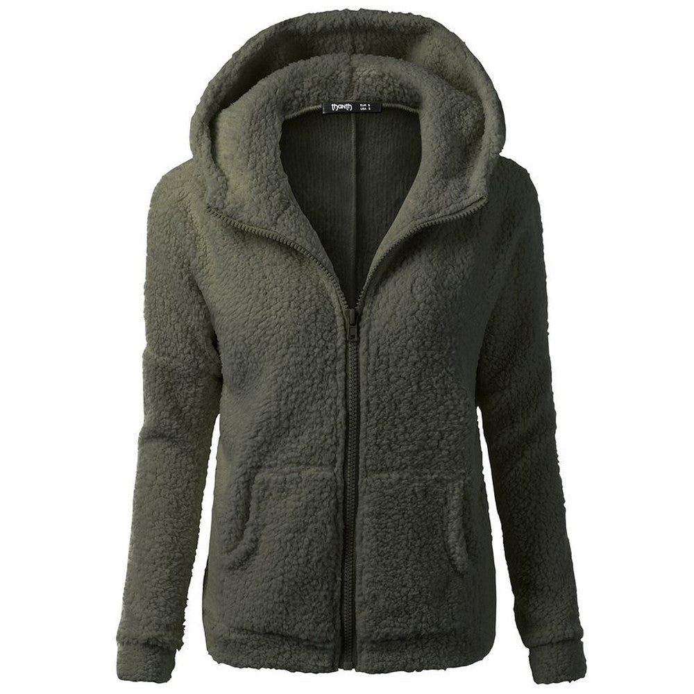 Valenzora | Glamour und ein kuscheliger Hoodie