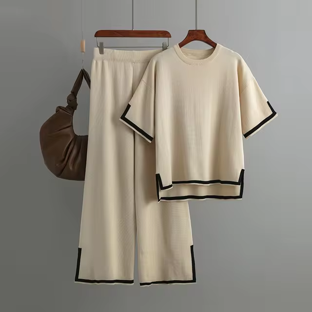 Valenzora | Elegantes kurzärmeliges zweiteiliges Set aus Eisseide