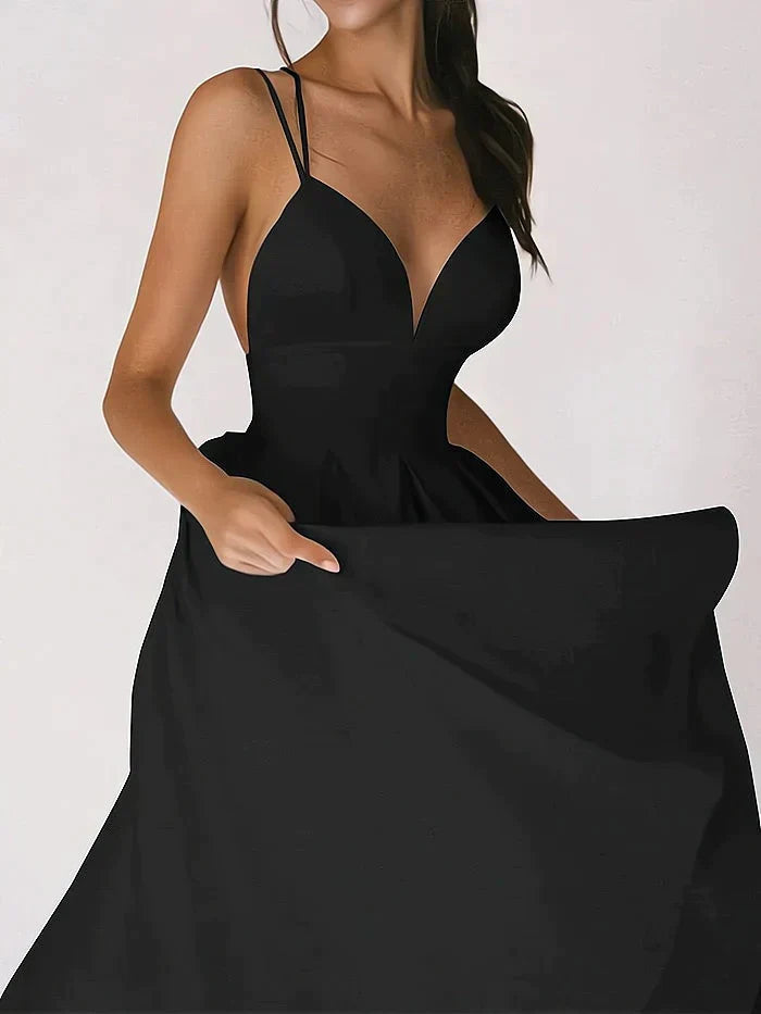 Valenzora - Elegant dress with V-neck