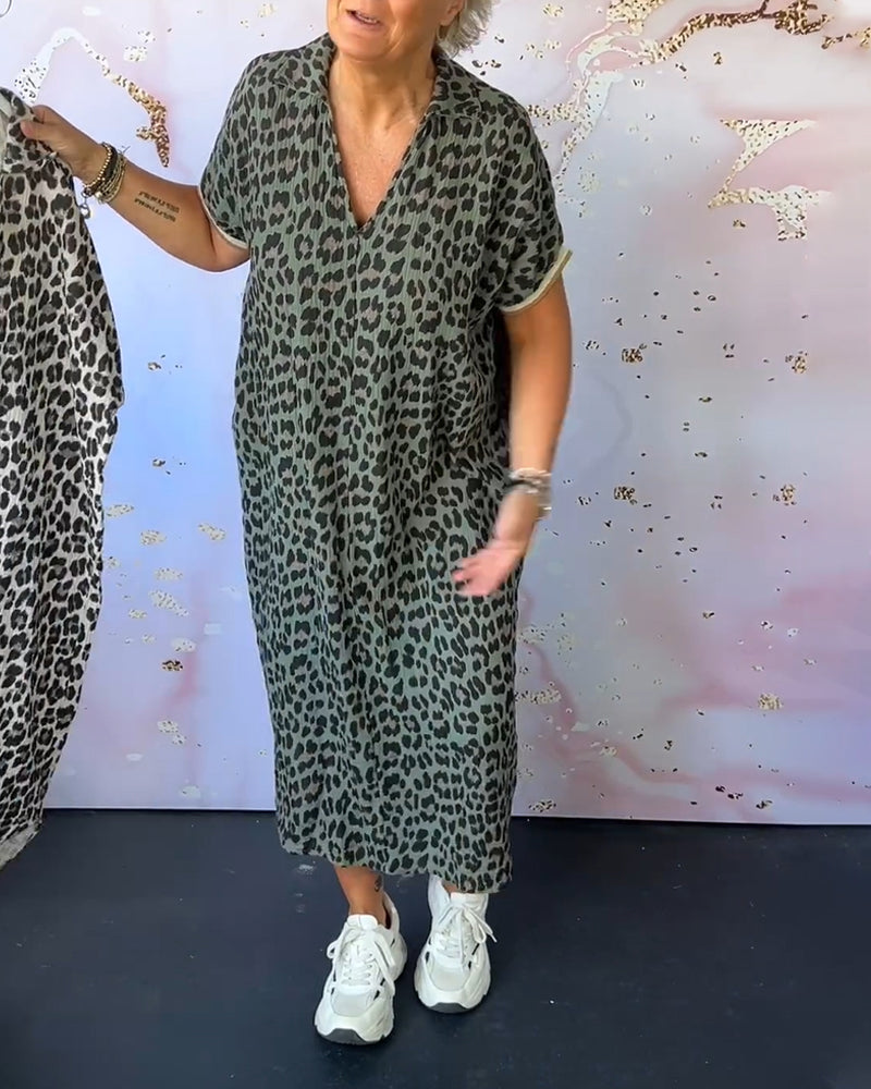 Valenzora | Short-sleeved dress with leopard print and V-neck