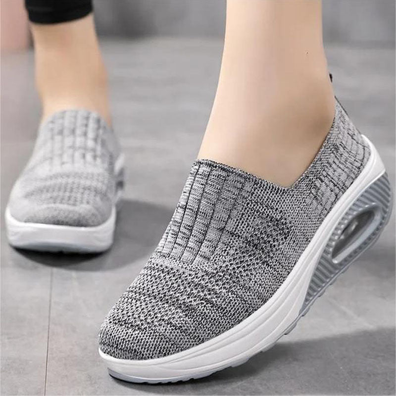 Valenzora | Atmungsaktive Slip-on-Sneaker mit ergonomischer Sohle für Damen