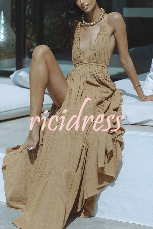 Valenzora – Neckholder maxi dress in a linen blend with a backless slit