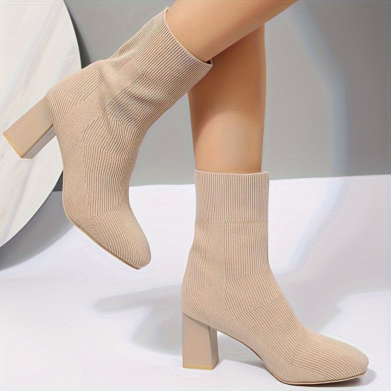 Valenzora | Gestrickte Stiefel mit mittelhohem Schaft und Blockabsatz