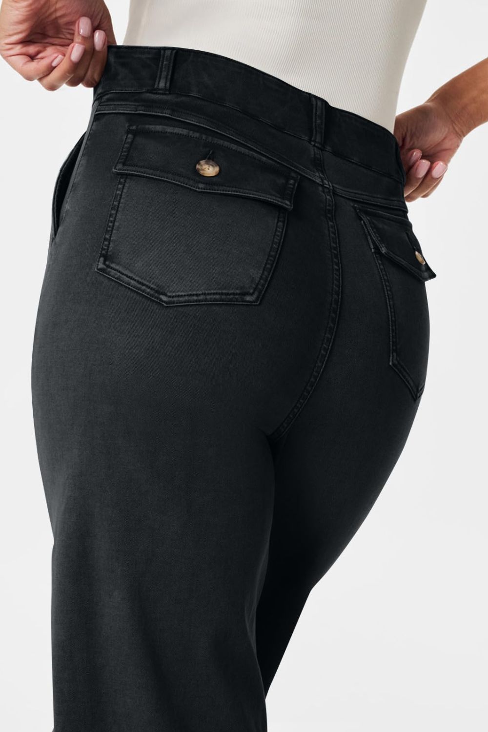 Valenzora | High-Waist Jeans mit Taschen: Klassisch, elegant und vielseitig