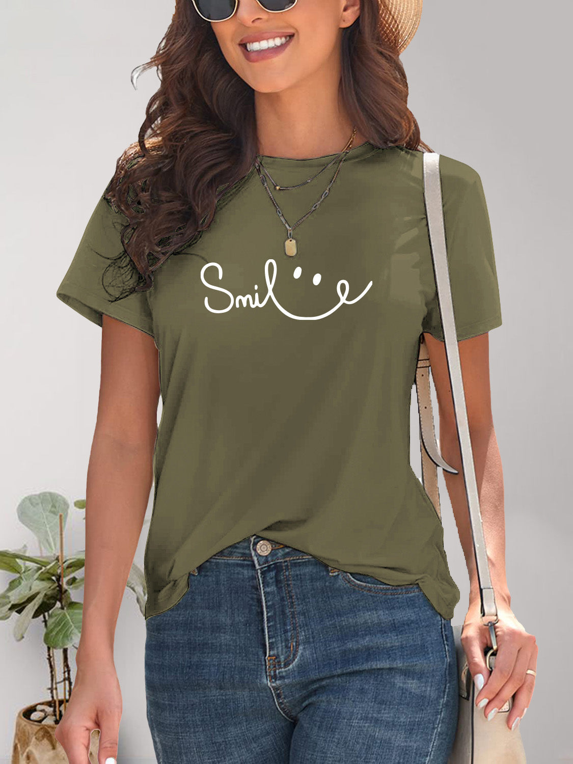 Valenzora | Smile Crew Neck Short Sleeve T-Shirt