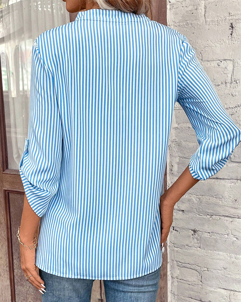 Valenzora | striped shirt with V-neck and chest pocket