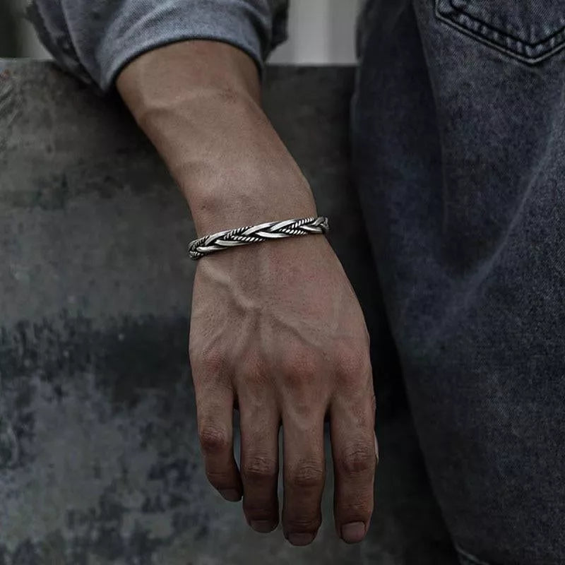 Valenzora | Braided Silver Bracelet