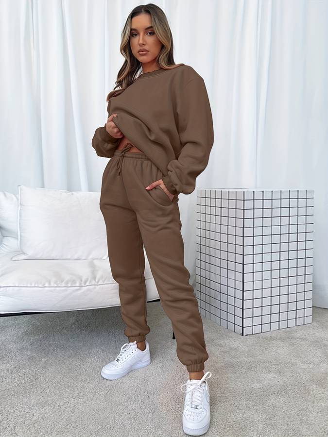 Valenzora - Two-piece jogging set in plus size