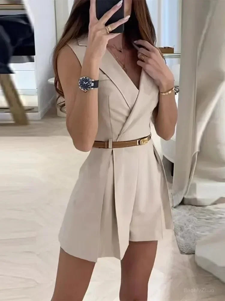 Valenzora | Kurzer eleganter ärmelloser Jumpsuit