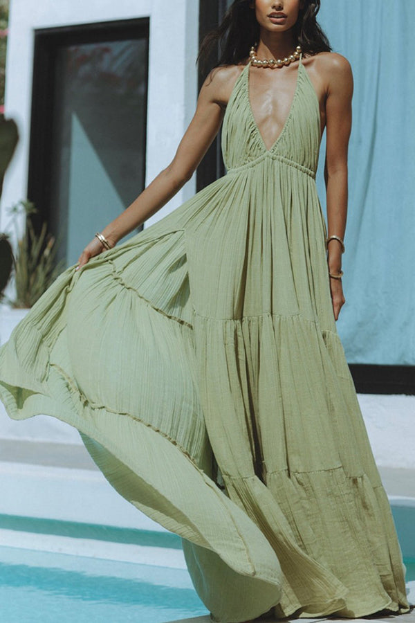 Valenzora – Neckholder maxi dress in a linen blend with a backless slit