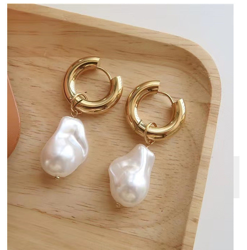 Valenzora | Baroque pearl earrings
