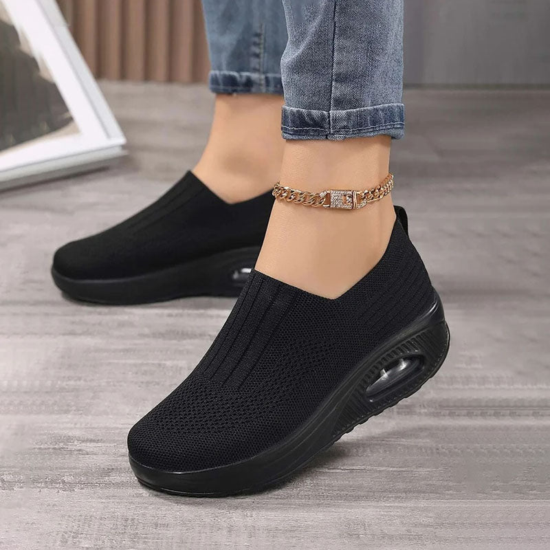Valenzora | Atmungsaktive Slip-on-Sneaker mit ergonomischer Sohle für Damen