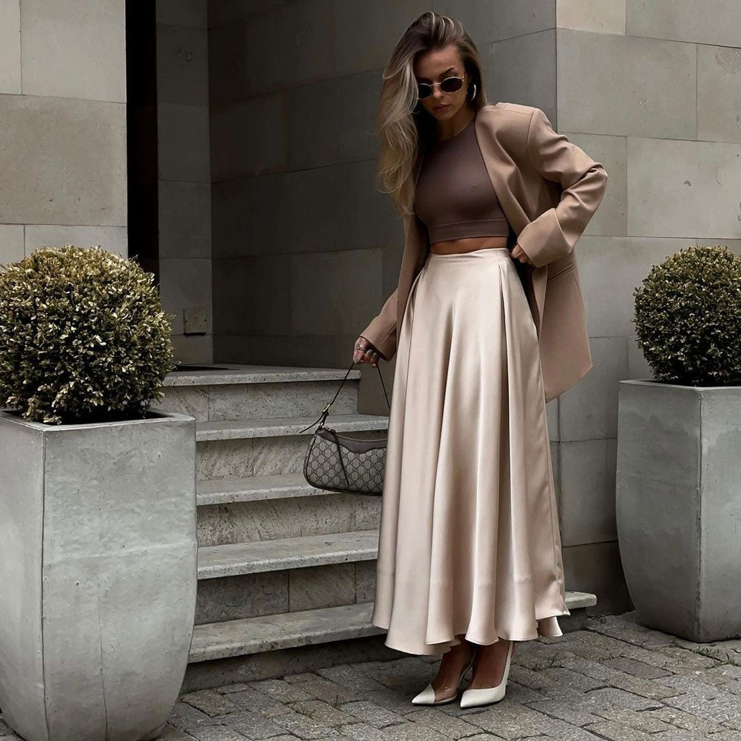 Valenzora | Eleganter hoch taillierter, ausgestellter A-Linien-Midirock aus poliertem Satin mit Falten