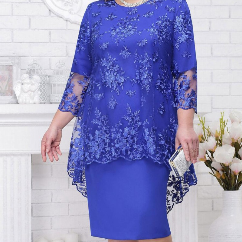 Valenzora | Elegant lace pattern 3/4 sleeve women's evening dress