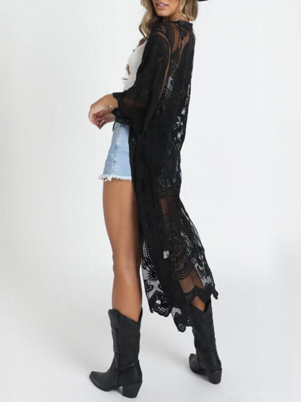 Valenzora | Bestickter Spitzenbikini und Strandponcho aus Netzstoff