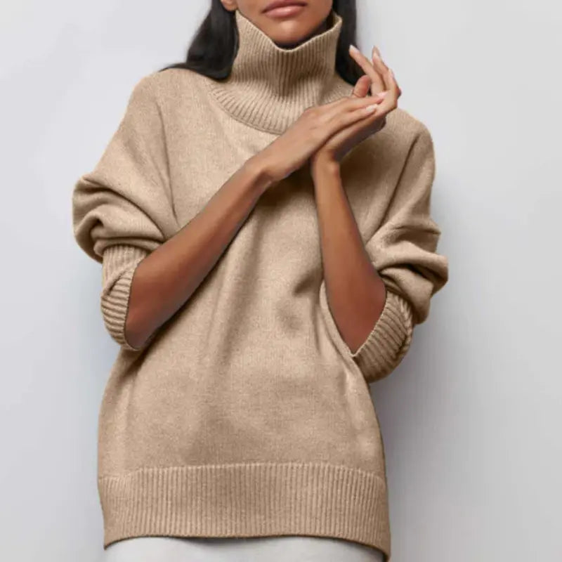 Valenzora | Warm roll-neck sweater in a simple design for women