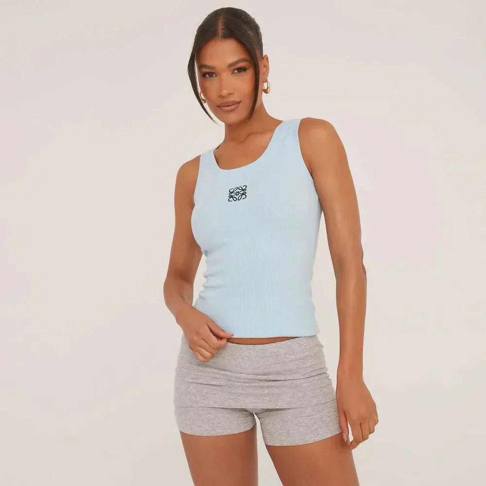 Valenzora | Ribbed tank top with delicate embroidery