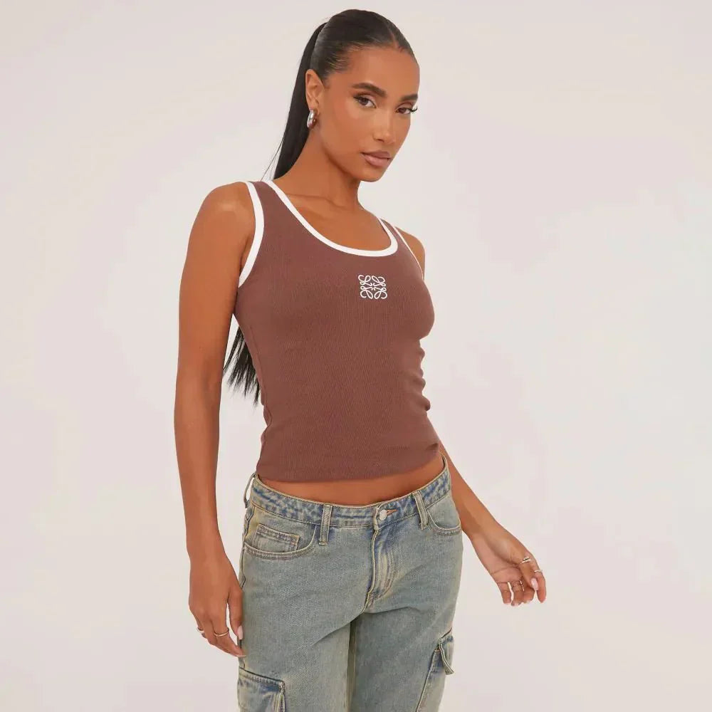 Valenzora | Ribbed tank top with delicate embroidery
