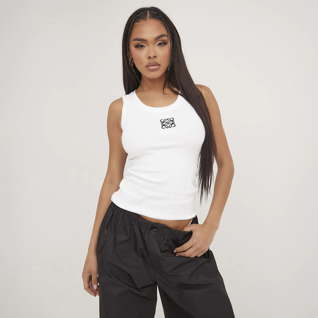 Valenzora | Ribbed tank top with delicate embroidery
