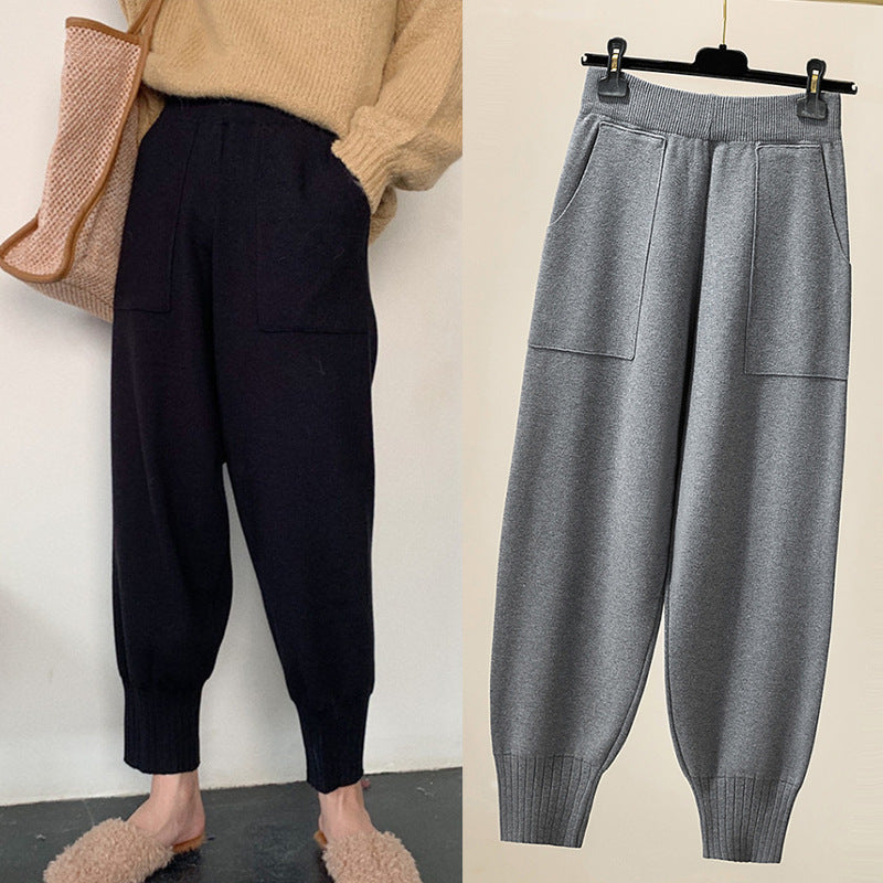 Women's trousers in plus sizes