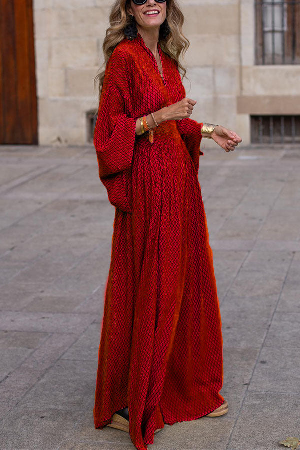 Valenzora | Long-sleeved V-neck dress, loose fit, fitted silhouette, flowing hem, elegant style