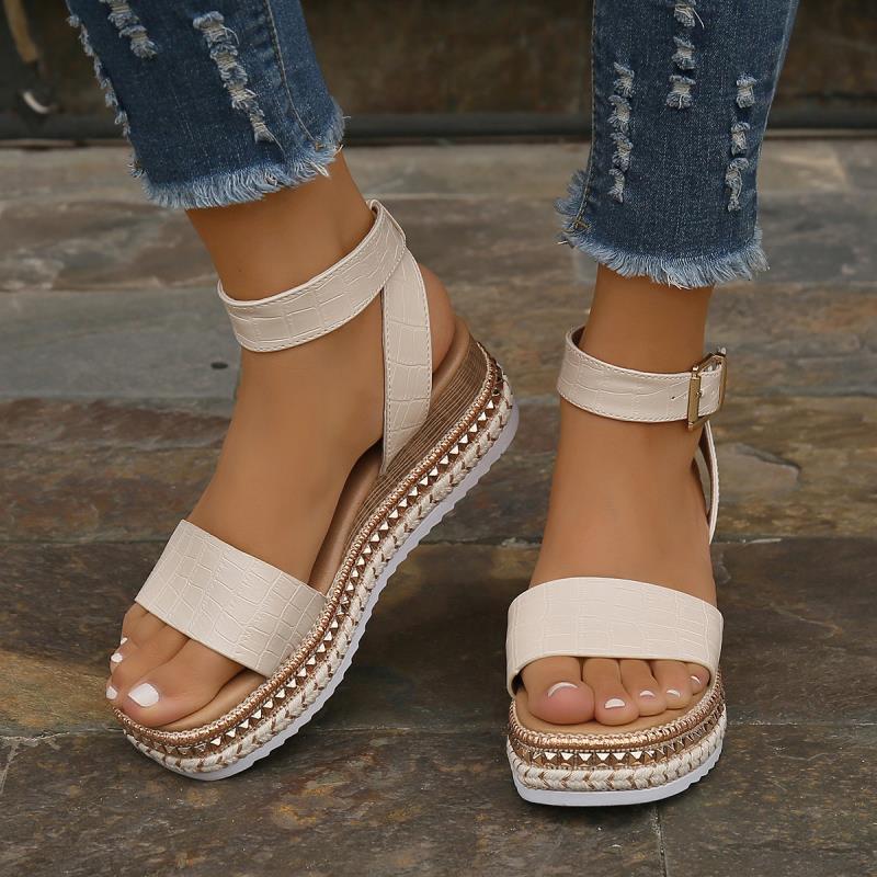 Valenzora | Summer Sandals with Buckle Straps and Platform