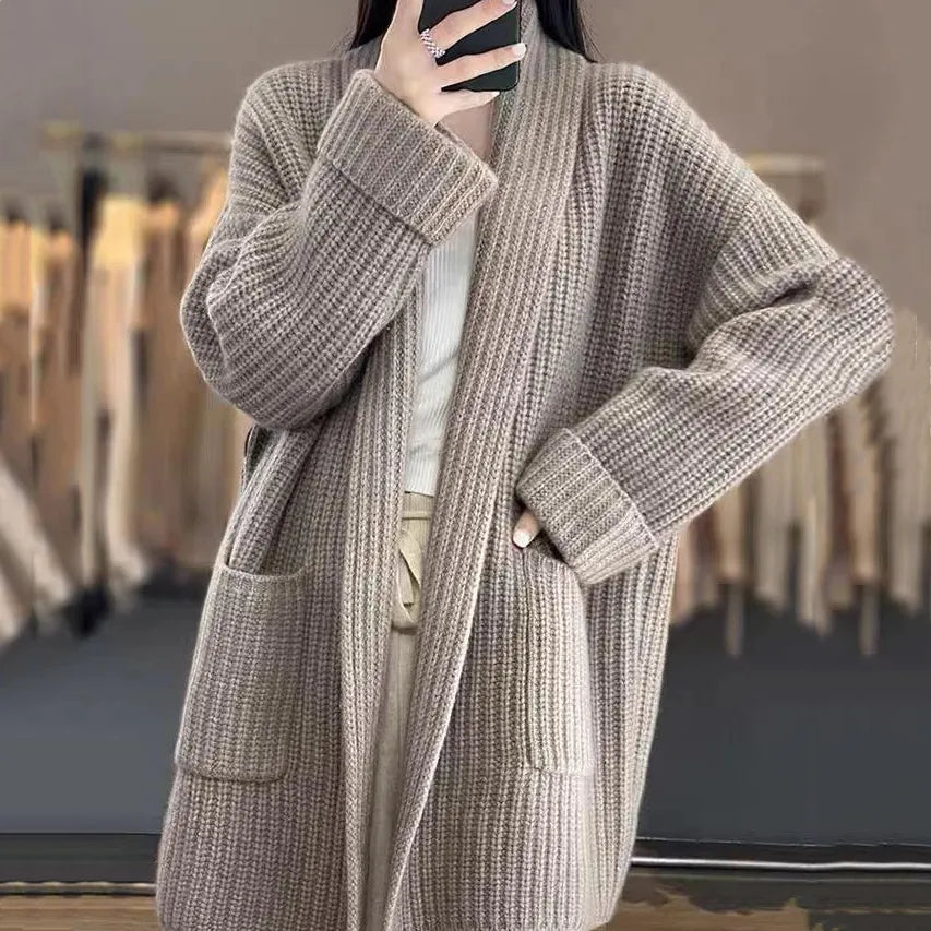 Aliiyah™ - Lässiger, schlichter, mittellanger Pullover mit Taschen