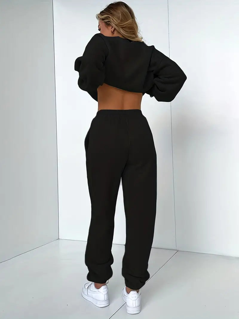 Valenzora Jogging Suit | Casual soft 2-piece women's suit with sweater and matching trousers