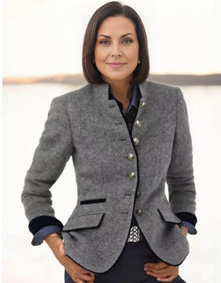 Valenzora | Damen Wolljacke mit mehreren Knöpfen und Farbkombination