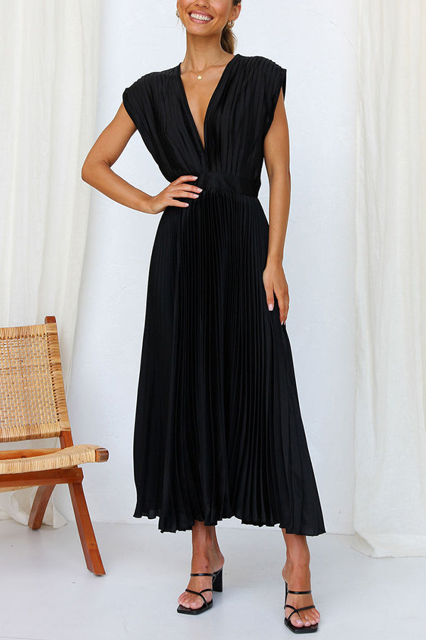 Valenzora | Hello Beautiful Satin Pleated Midi Dress