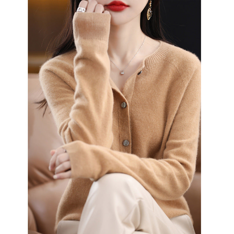 Valenzora | Loose-fitting women's cashmere cardigan with round neck made from high-quality vegan wool