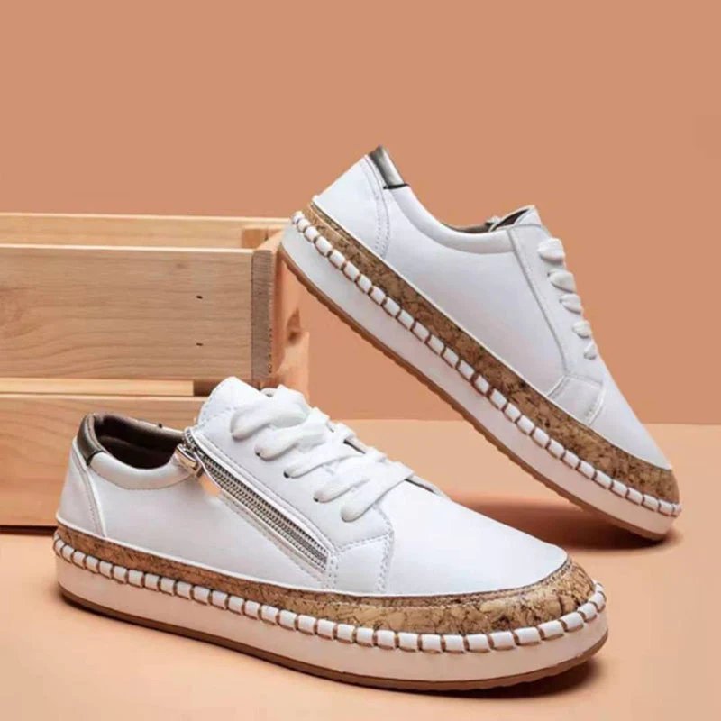 Geblümte Turnschuhe