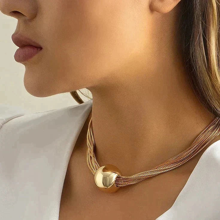 Valenzora | Glänzende Halskette für einen luxuriösen Look