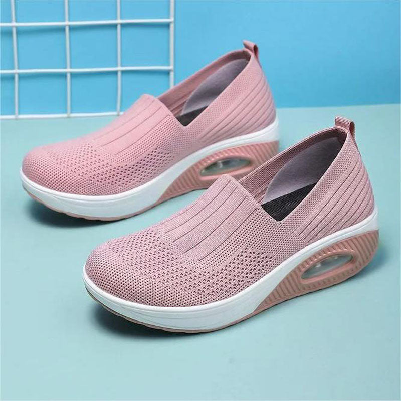 Valenzora | Atmungsaktive Slip-on-Sneaker mit ergonomischer Sohle für Damen