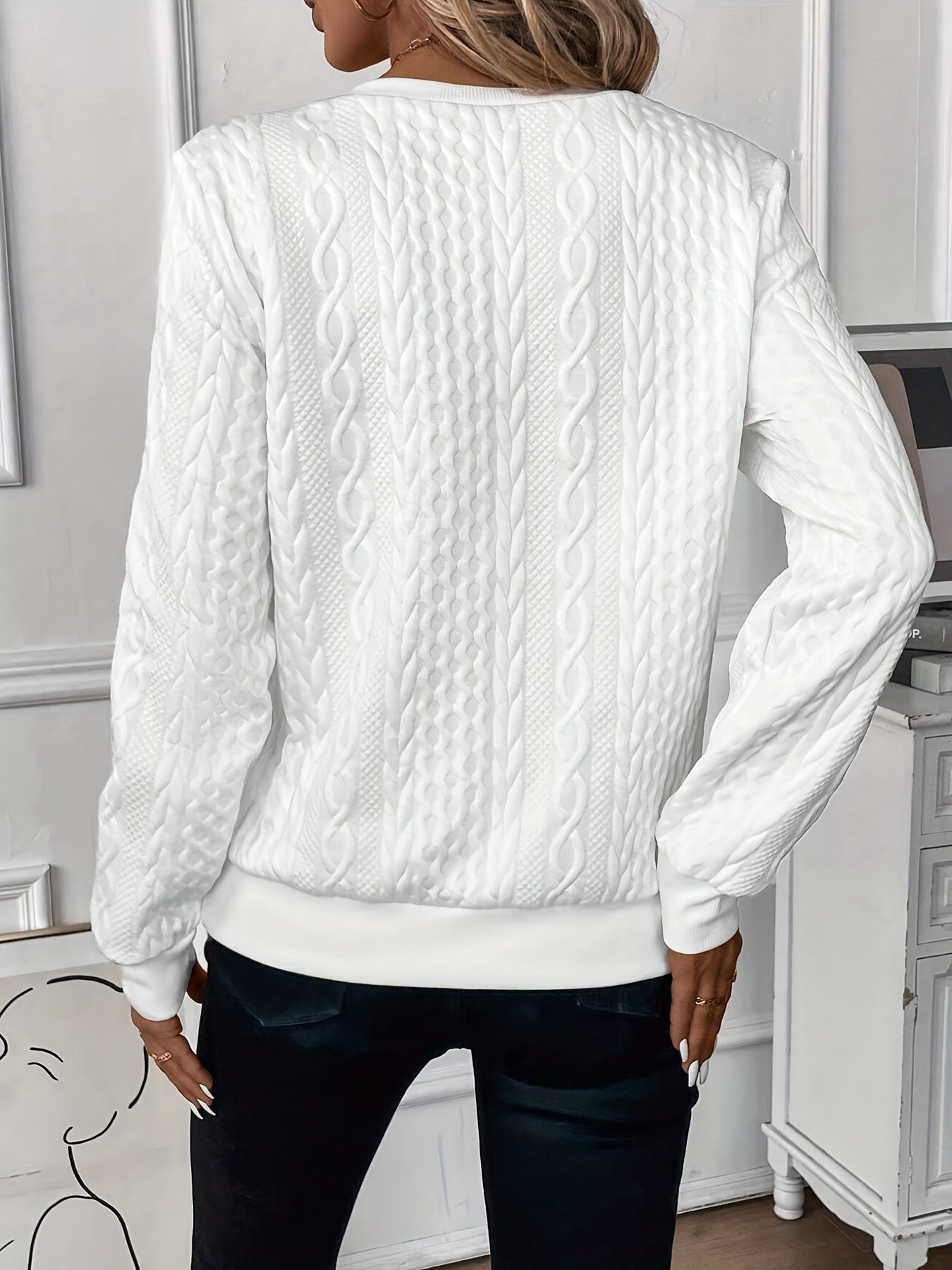 Valenzora | Elegant, stylish knit sweater