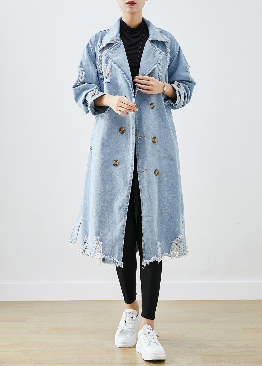 Valenzora | Feminine elegance in a women's denim coat - Winter season 2026
