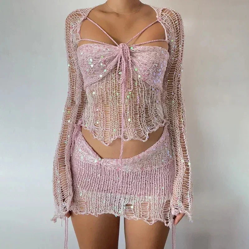Valenzora Two-piece long-sleeved sequined knit top with neckline and bodycon skirt