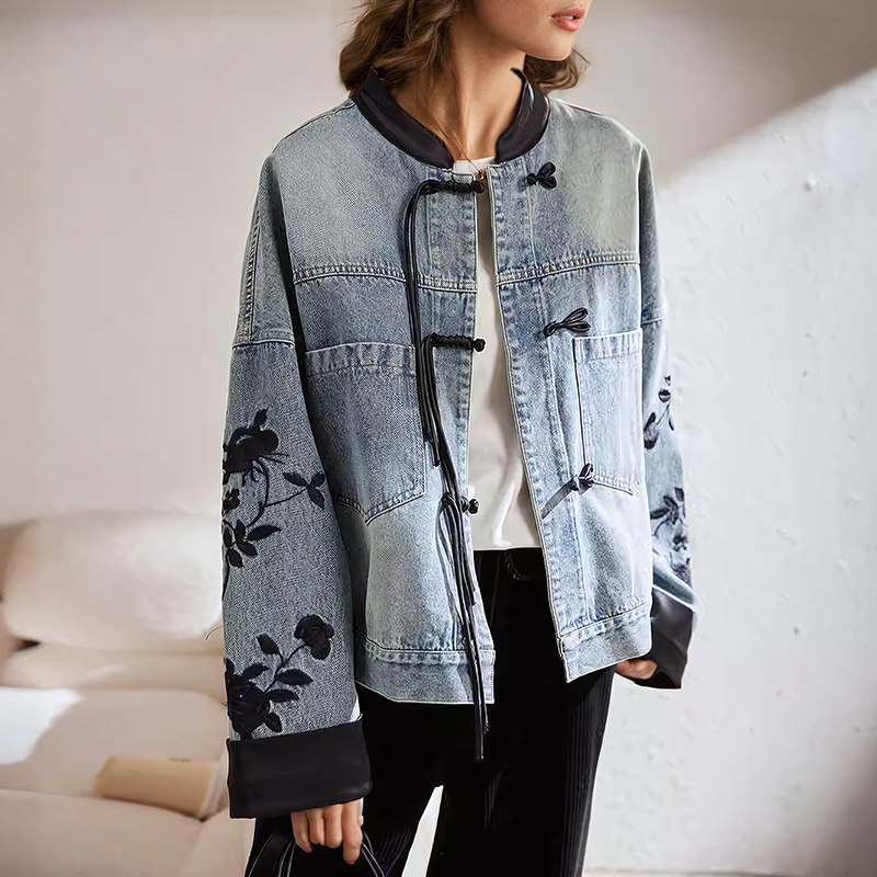 Valenzora | Jeansjacke mit Vintage-Blumenmuster